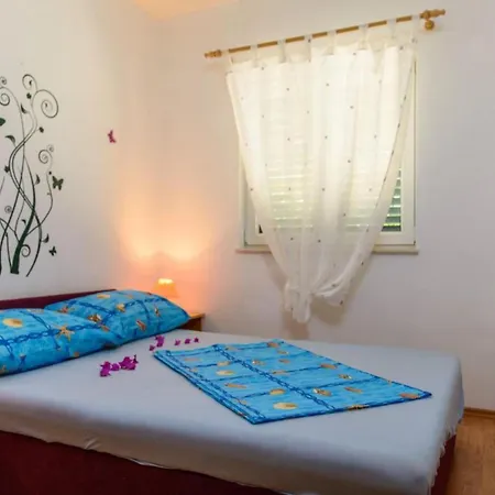 Appartement Nela *